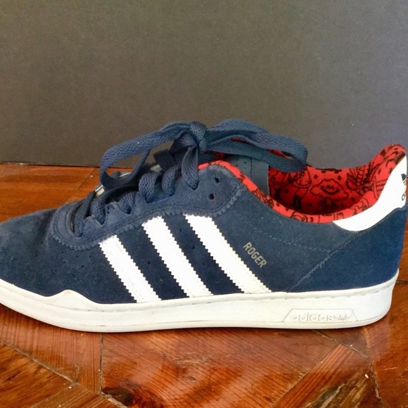le adidas roger skateboard con lo skateboard ronan poshmark le adidas roger skateboard con lo skateboard ronan poshmark